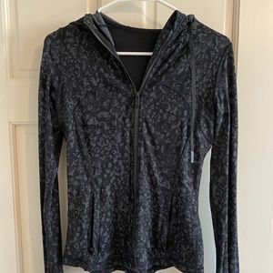 Lululemon hooded Define jacket